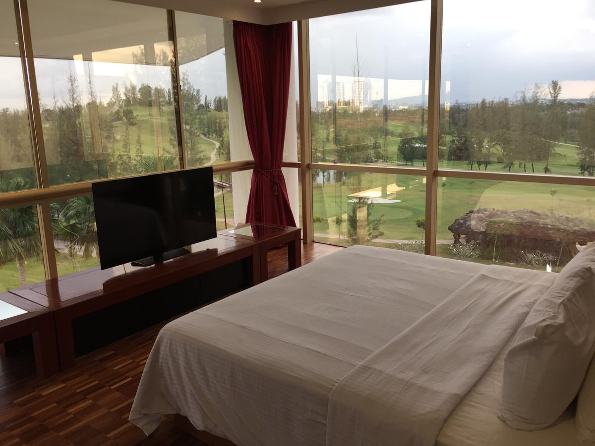 Tempat peranginan Austin Heights Golf & Johor Bahru